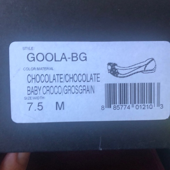 Vince Camuto Brown Leather Embossed Bow Flats 7.5 - Picture 6 of 6